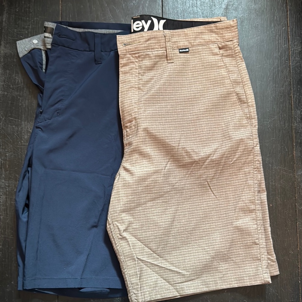 Men’s Hurley Hybrid shorts- great condition.